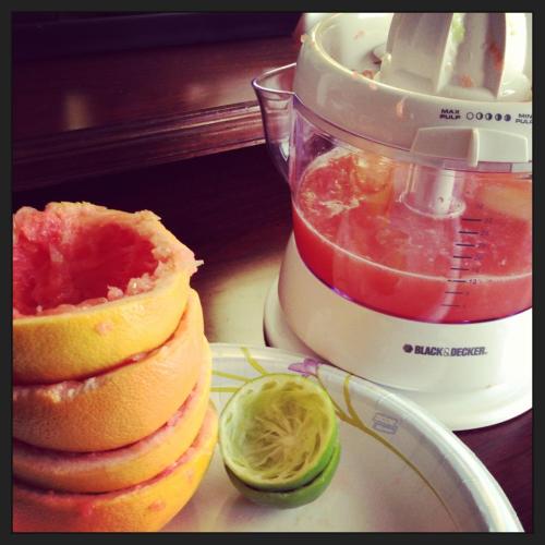 601541_556852767678488_1632532314_n